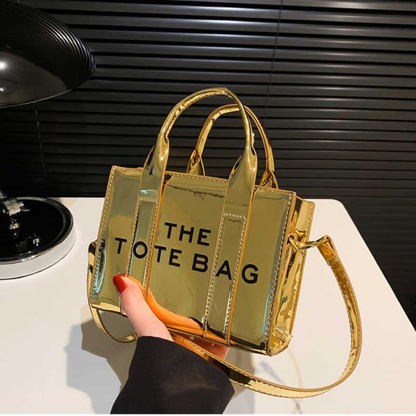 

2023 new mini tote bag designer womens handbag letter print bags girls one shoulder crossbody bag, Red;black