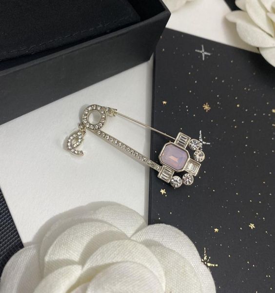 

with box luxury brooches diamond brooch clothes allmatch fashion silver designers pins accessories5948526, Gray