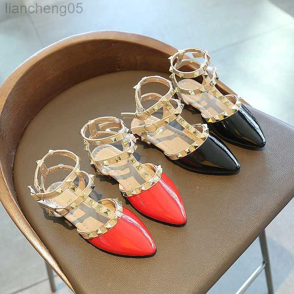 

sandals girls roman sandals summer new children's slippers with rivet soft-sole princess shoes fashion pointed sandals w0327, Black;red