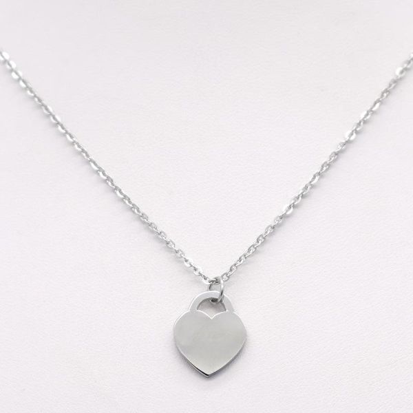 

classic stainless steel heart-shaped necklace short female jewelry 18k gold titanium peach heart necklace pendant for woman, Silver