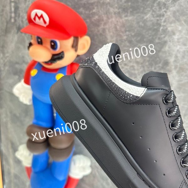

2023designer sneakers casual shoes reflective shoes suede leather trainers all-match stylist sneaker leisure shoes platform lace-up print, Red;white