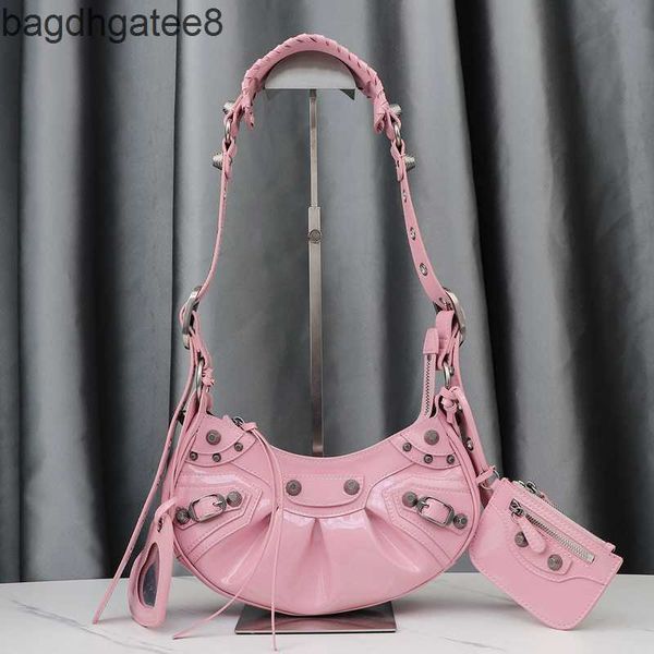 

le cagole crescent women's lacquer lecagole spring/summer bag motorcycle 2023 leather rivet designer pleated bags underarm vwvw