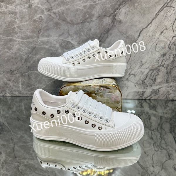 

new womens shoes strawberry wave mouth tiger web print vintage trainer man womans variety of styles2023, Red;white