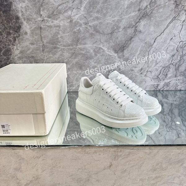 

new womens shoes vintage suede sneaker fashion women shoe gold silver platform trainers calfskin leather runner trainer, Black