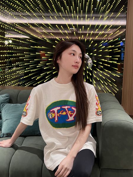 

2023 summer mens designer t shirt casual man womens tees with letters print short sleeves sell luxury men hip hop clothes paris, White;black