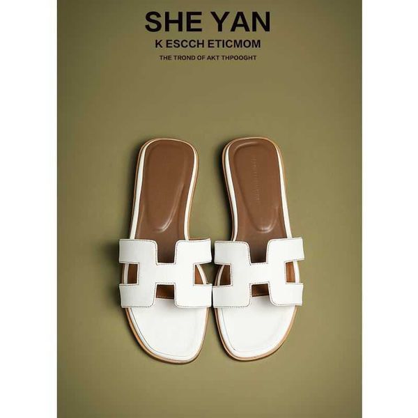 

women oran slipper designer flat sandals leather beach shoes red crocodile stripe flatsole fashion outwardly wearing beach net 2023 female n