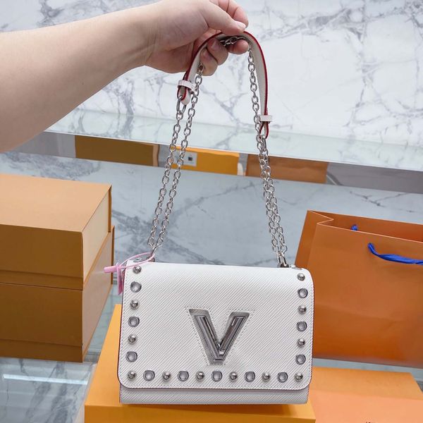 

2023 designer handbags tote bag women twist underarm shoulder bags leather v lock flap handbag black pochette lady crossbody bag