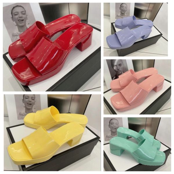 

women printing sandals thick bottom slippers platform alphabet lady sandal patent leather designer outdoor leisure fashion shoes 35-41, Black