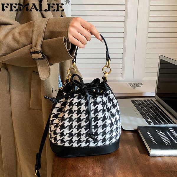 

evening bags women popular plaid wool handbags contrast color woolen tweed shoulder bags portable messenger bucket bags new houndstooth bags