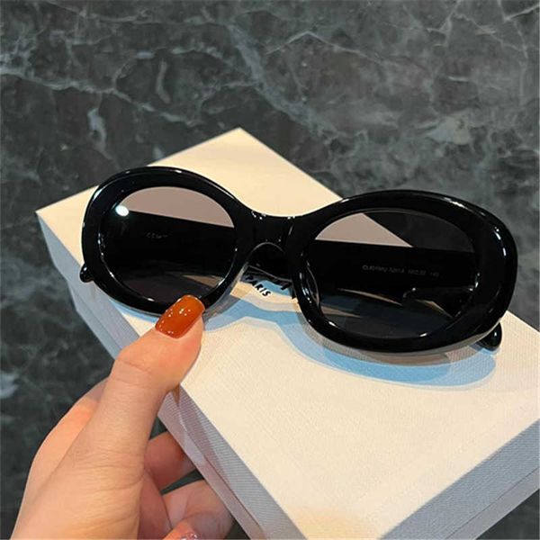 

frames arc de triomphe french fashionable c family advanced simple atmosphere beauty sunglasses same style, White;black