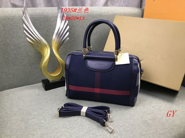 

luxurys designers shell bags with lock alma fashion women shoulder messenger bag leather handbags ladies cosmetic crossbody totes wallet pur