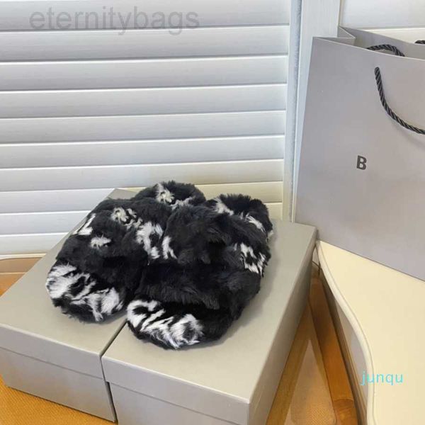 

luxurys women winter wool slippers sandals flip flop fur fluffy furry warm letters comfortable embroidery 2022, Black