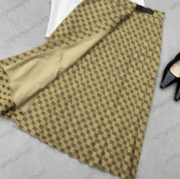 

womens dress skirt double g jacquard fabric stitching leather buckle design high waist skirts hemline pleated slit design mid-length style h, Black;gray