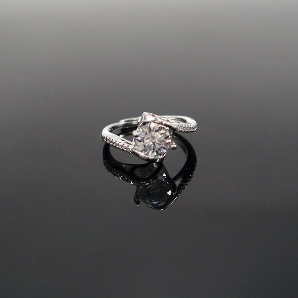

real 1ct 6.5mm d color moissanite wedding rings for women 18k gold plated 100% 925 sterling silver jewery, Slivery;golden