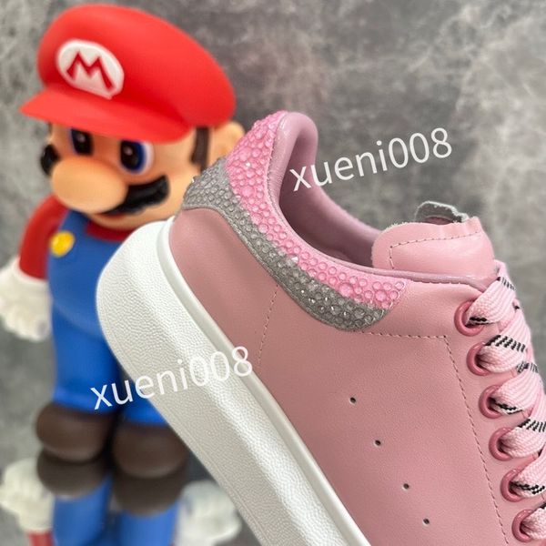 

2023new designer sneakers casual shoes reflective shoes vintage suede leather trainers all-match stylist sneaker leisure shoes platform lace, Red;white