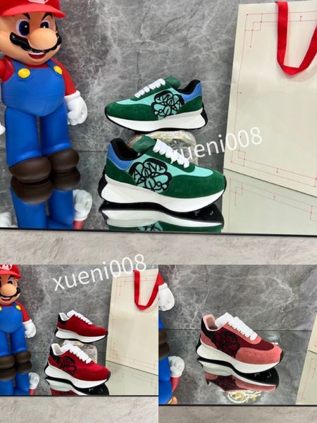 

new designer mens women shoe strawberry wave mouth tiger web print vintage trainer man womans variety of styles2023, Red;white