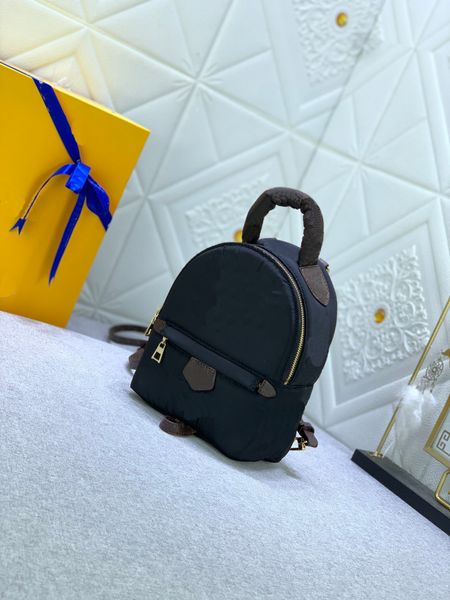 

2023 designer luxury bag, mini backpack 21060