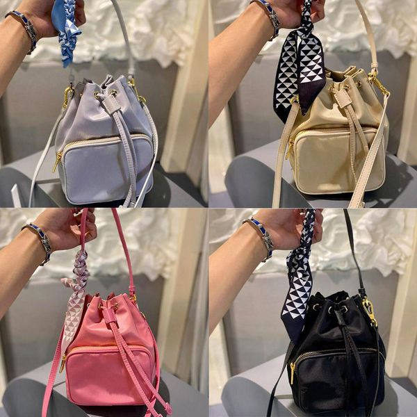 

bucket bag women designer nylon handbag mini tote small luxurys shoulder crossbody bags 4 color ladies nano purses
