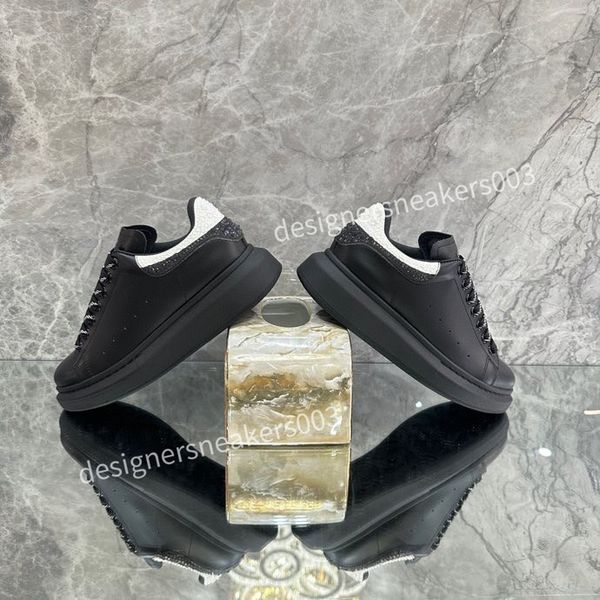 

new designer flat sneaker casual shoes canvas leather white green blue letter overlays fashion platform mens womens low sneakers2023, Black
