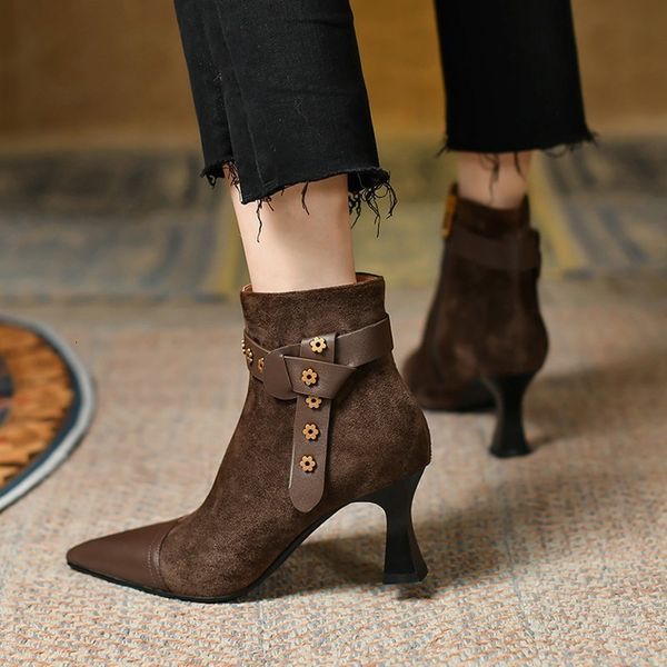 

boots autumn winter ankle boots round heeled fashion short boots side zipper thick with metal decoration pointed toe comfort boots 230327, Black
