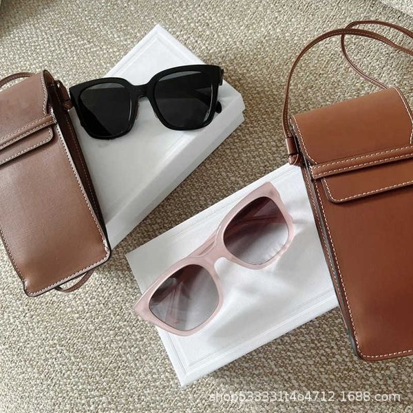 

frames 22 year new saijia triumphal arch sunglasses lesbian 520 exclusive plate square sunglasses fashion, White;black