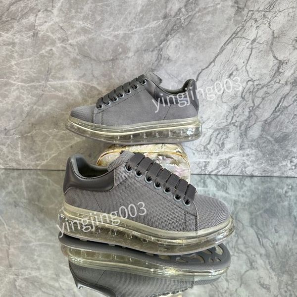 

2023 new r running shoes women lace-up sports shoe casual trainers classic sneaker woman xsd221121, Black