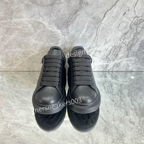 

2023fashion men women designer casual shoes platform sneakers clear sole black white grey red pink blue royal neon green mens trainers tenni
