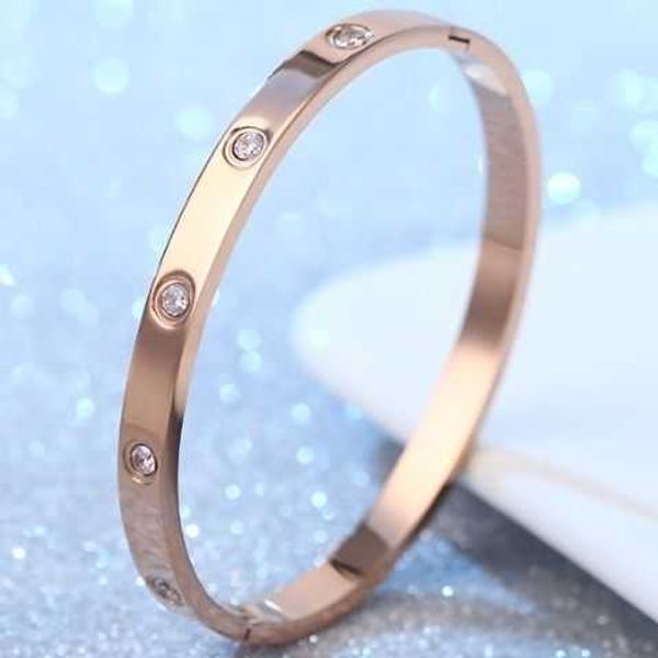

2023 designer bracelet carti bangle washable student titanium steel rose gold 18k first colorless couple valentine's day gift, Black