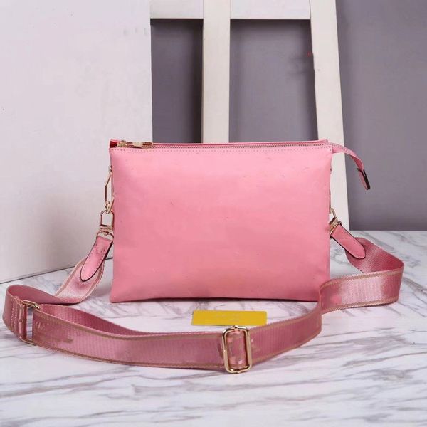 

totes bag coussin bb chain cross body shoulder bag luxurys designers pochette women handbag monograms pattern embossing messenger purse wall