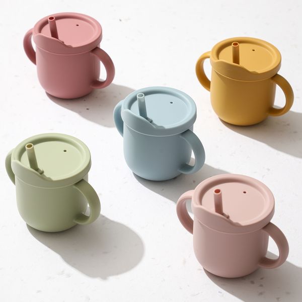 

tableware 1pc silicone cartoon drinking cups children straw nonslip with handle feeding water cup a 230328