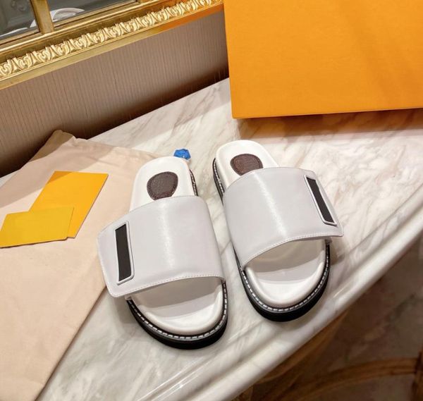 

2023 designer women men slide flats sandals famous yellow purple flat bottom fashion anti-wear lazy leisurehousehold outdoor flats womens sa, Black