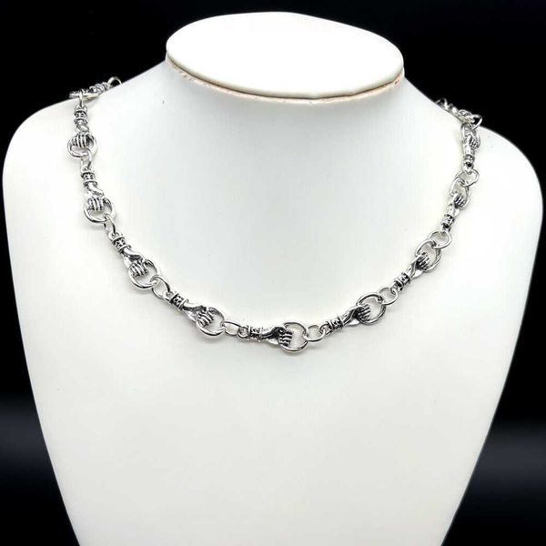 

pendant necklaces 2022 new hand grip ring necklace retro hand in hand choker necklace women hip-hop gothic punk style chain choker gifts p23, Silver