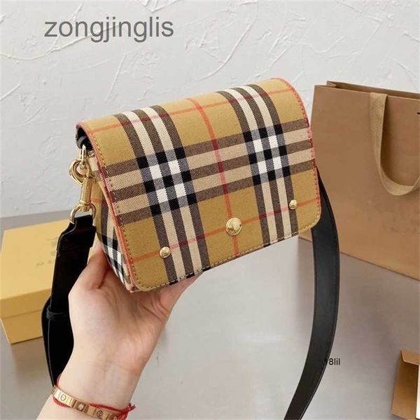 

hands gate handbags bags bag women new outlet luxury east designer burbreryes plaid canvas envelope bag british style leather inner large ca