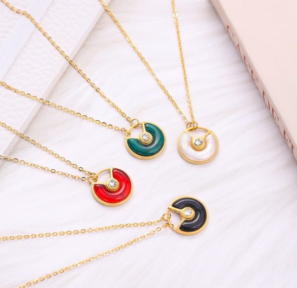 

womans designer luxury designer necklaces inlaid with natural agate white shell material non allergic sweat resistant and never fade, Silver