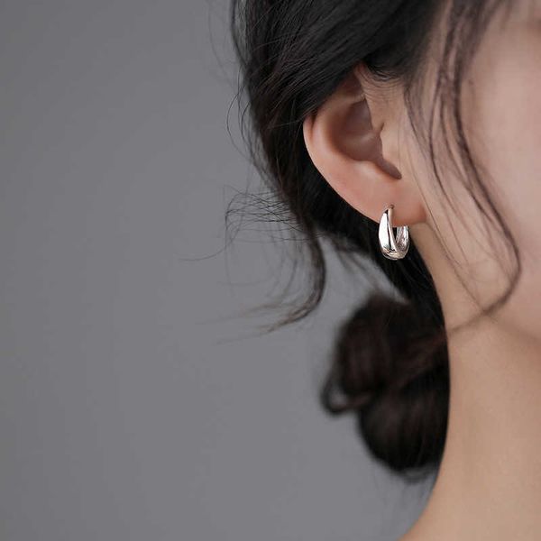 

charm 925 sterling silver korean geometric hoop earrings simple temperament exquisite semale jewelry gift aa230519, Golden