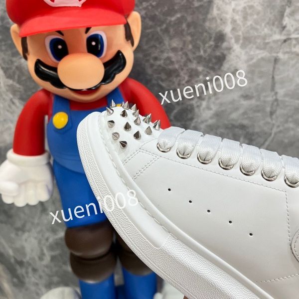 

designer casual shoes reflective chain reaction sneakers triple black white multi-color suede blue yellow fluo tan luxury men women shoe des, Red;white