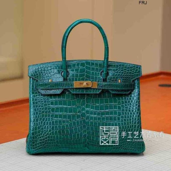 

designer birkin bags womens handbags craftsmen french hand sew 2023 new womens bag platinum crocodile skin 6q emerald green 30cm gold buckle