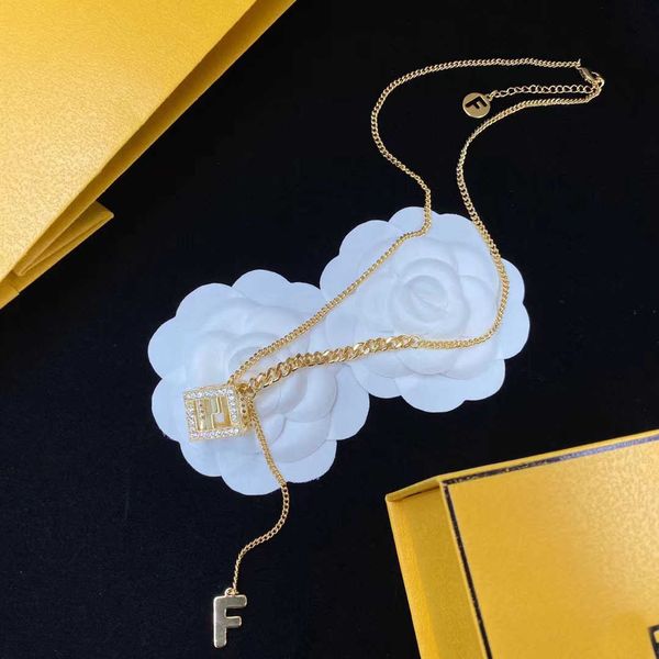 

f rhinestone letter twisted plate light luxury brass material necklace female ins cool wind colorless collar chain, Silver