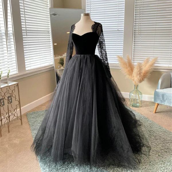 

party dresses dream gothic long sleeves tulle wedding lace appliques sweep black gown sweetheart tiered bridal 230328, White;black