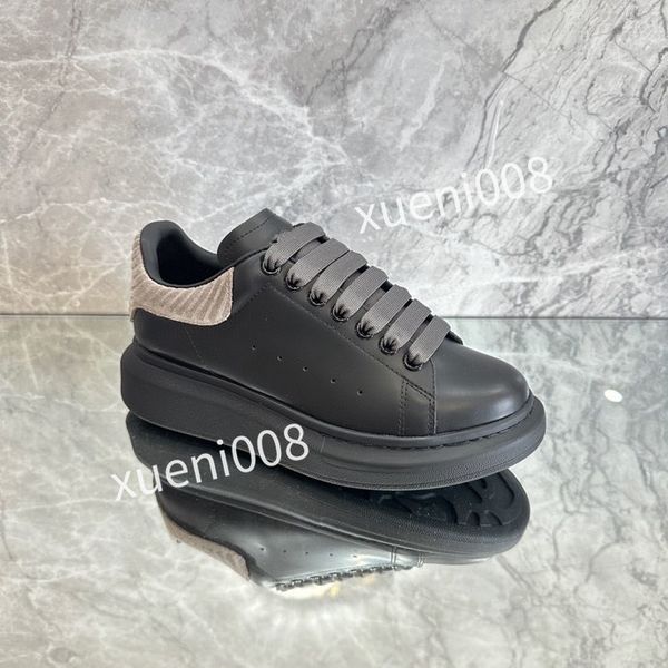 

2023designer casual white shoes sneakers casual shoes sneakers women's platform shoes black luxury velvet suede womens lace up men, Red;white