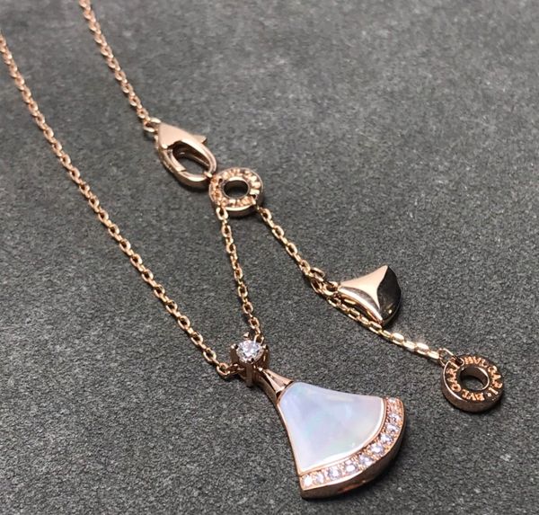 

designer fan pendant necklace fashion holiday gift for femininity exquisite jewelry, Silver