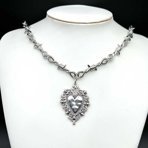 

pendant necklaces vintage witch vampire ghost heart magic mirror drop choker necklace punk hip hop jewelry y2k little thorns chain choker gi, Silver