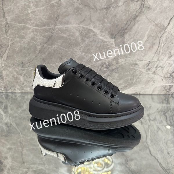 

2023new mens fashion casual white shoes sneakers casual shoes sneakers women's platform shoes black velvet suede womens lace up men, Red;white