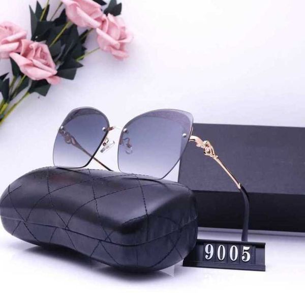 

luxury designer sunglasses 20% off overseas street shooting travel fashion glasses 9005, White;black