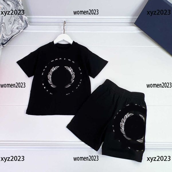 

2023 kids designer clothes letter printing baby sets solid color t-shirt 2pcs zipped jacket and trousers new arrivals size 100-170 cm mar20, White