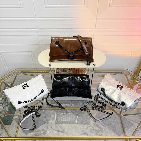 

hourglass bag women 2023 new fashion shoulder oil wax embroidery chain underarm