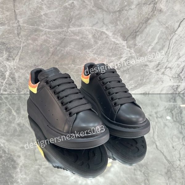 

2023new men designer flat sneaker casual shoes canvas leather white green blue letter overlays fashion platform mens womens low sneakers, Black