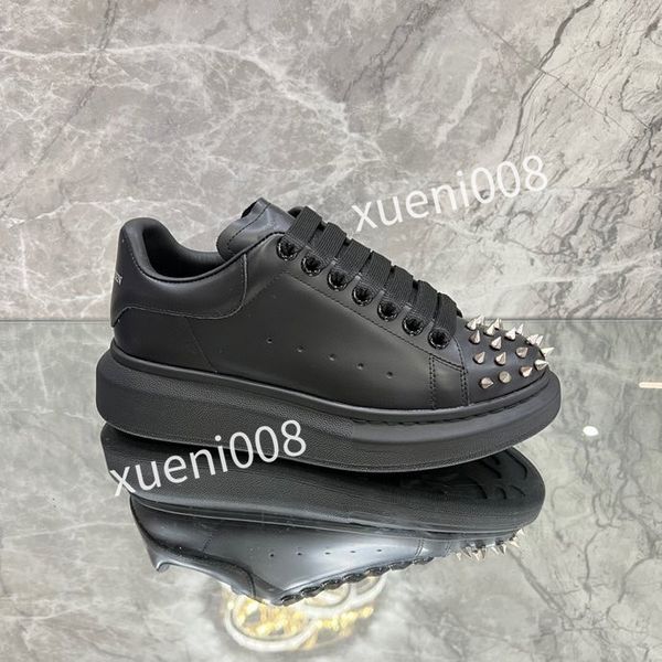 

2023new designer casual shoes reflective chain reaction sneakers triple black white suede blue yellow fluo tan luxury men women shoe designe, Red;white