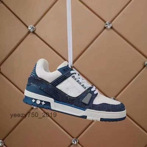

reyb louiseity vuittonity hiteg designer fashion lackg trainer sneaker alligatorembossedb intage casual rownw shoes virgils reenc alfl eathe