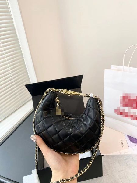 

new women's fashion finger bag, shoulder bag, dinner bag, crescent shape
